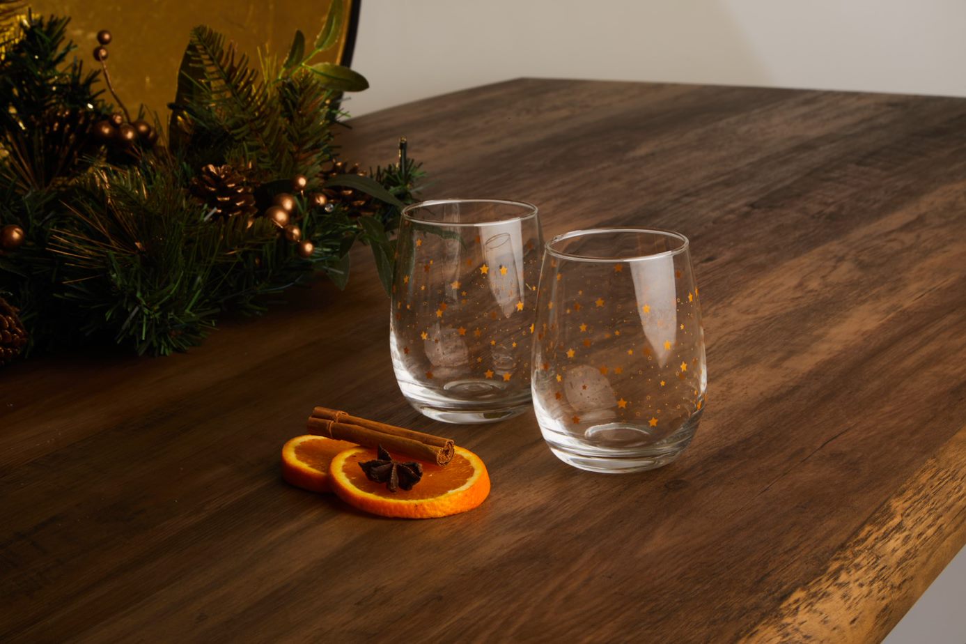 Aldi's Novelty Tumblers (Curved with gold stars)