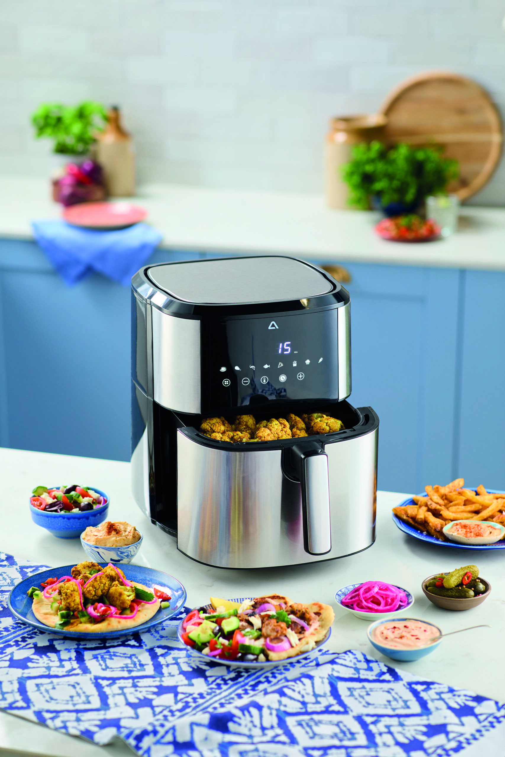 COOK UP A STORM WITH ALDI’S NEW 7.2L AIR FRYER ALDI UK Press Office
