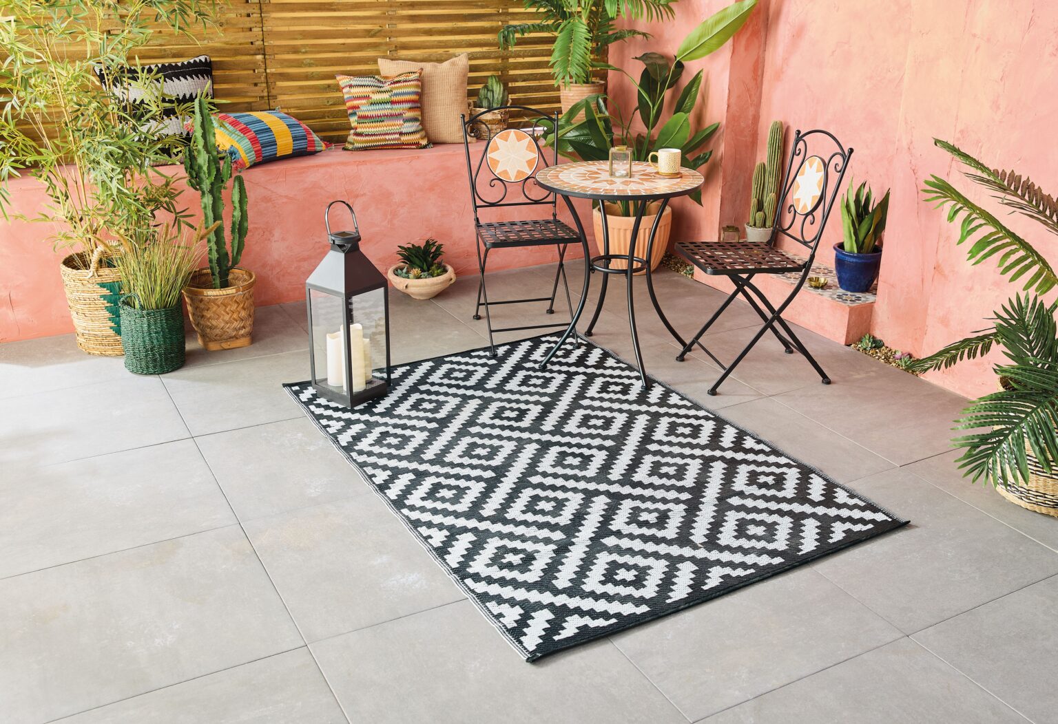 ALDI UNVEILS NEW GARDEN RANGE INCLUDING SELL OUT RATTAN FURNITURE AND ...