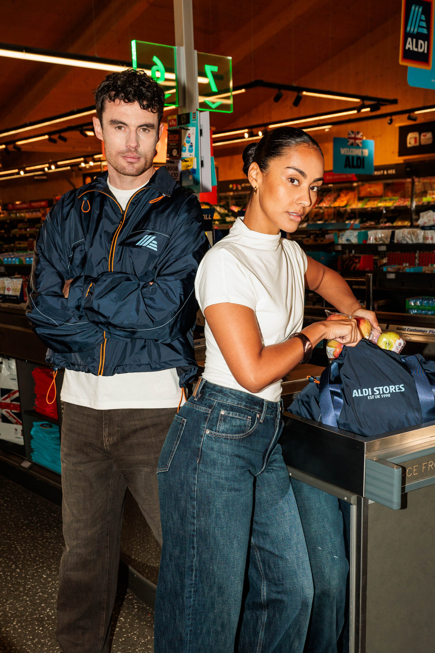 NO BAG? NO PROBLEM: ALDI UNVEILS JACKET THAT TRANSFORMS INTO A SHOPPING BAG