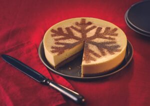 Perfect Christmas Snowflake Cheesecake